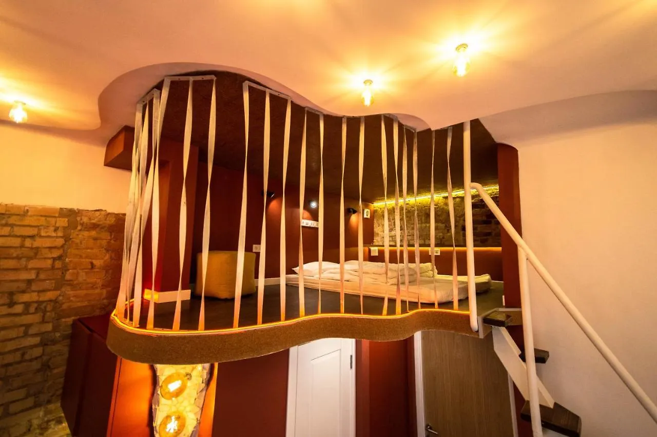 Kyiv Art Apartment