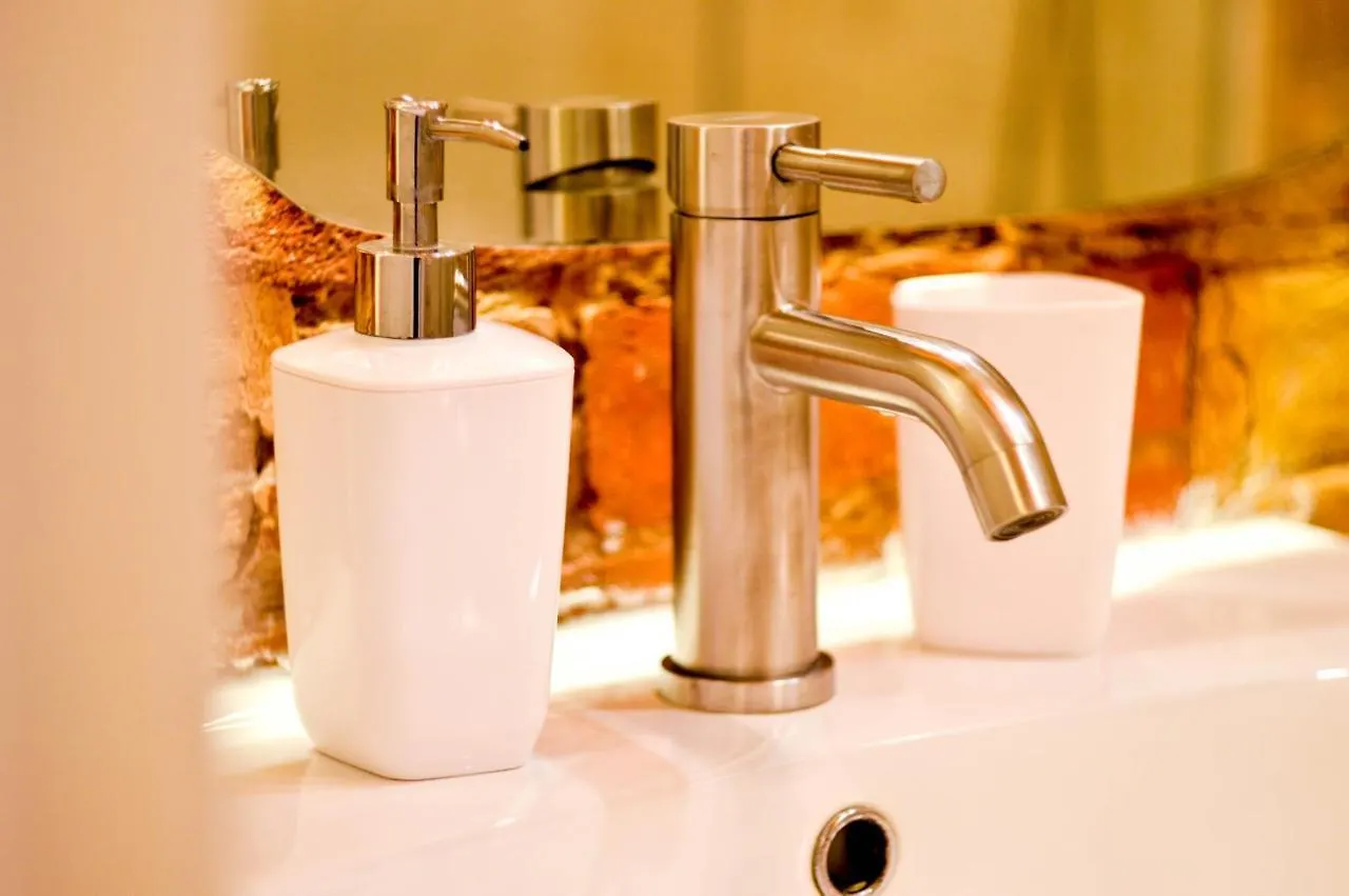 Kyiv Art Apartments Near Golden Gate 0*,  Ukrayna